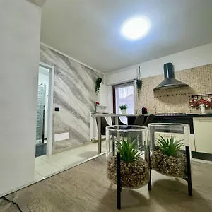 Appartamento Casa Alessio - Elegante Nel Cuore Di, Cesano Maderno
